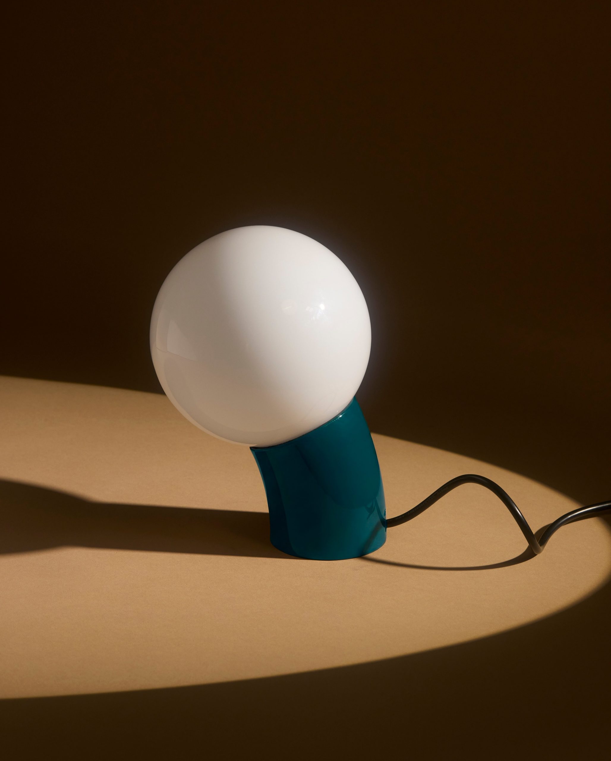 SUBCONSCIOUS_Lamp_5_43_Teal.jpg